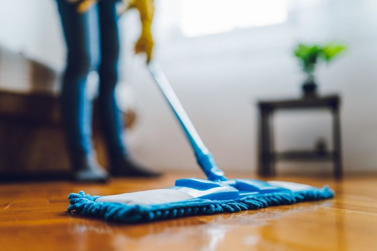 How To Dry Mop