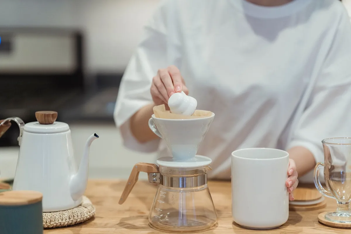 cleaning a thermal coffee carafe