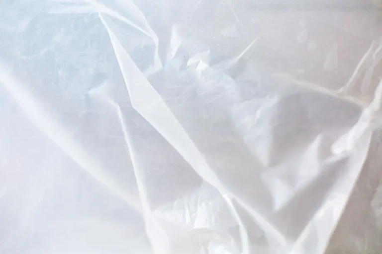 how to get rid of cloudy film on plastic blender