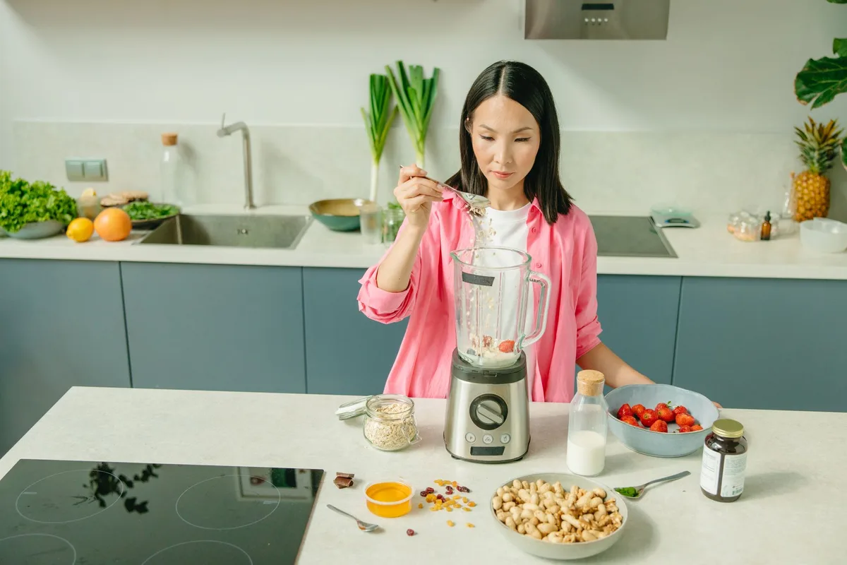 oats in blender for flour