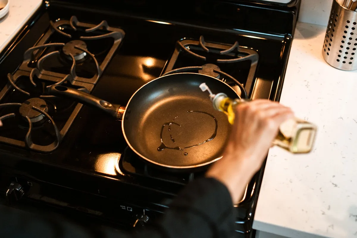 toxic fumes from nonstick pan