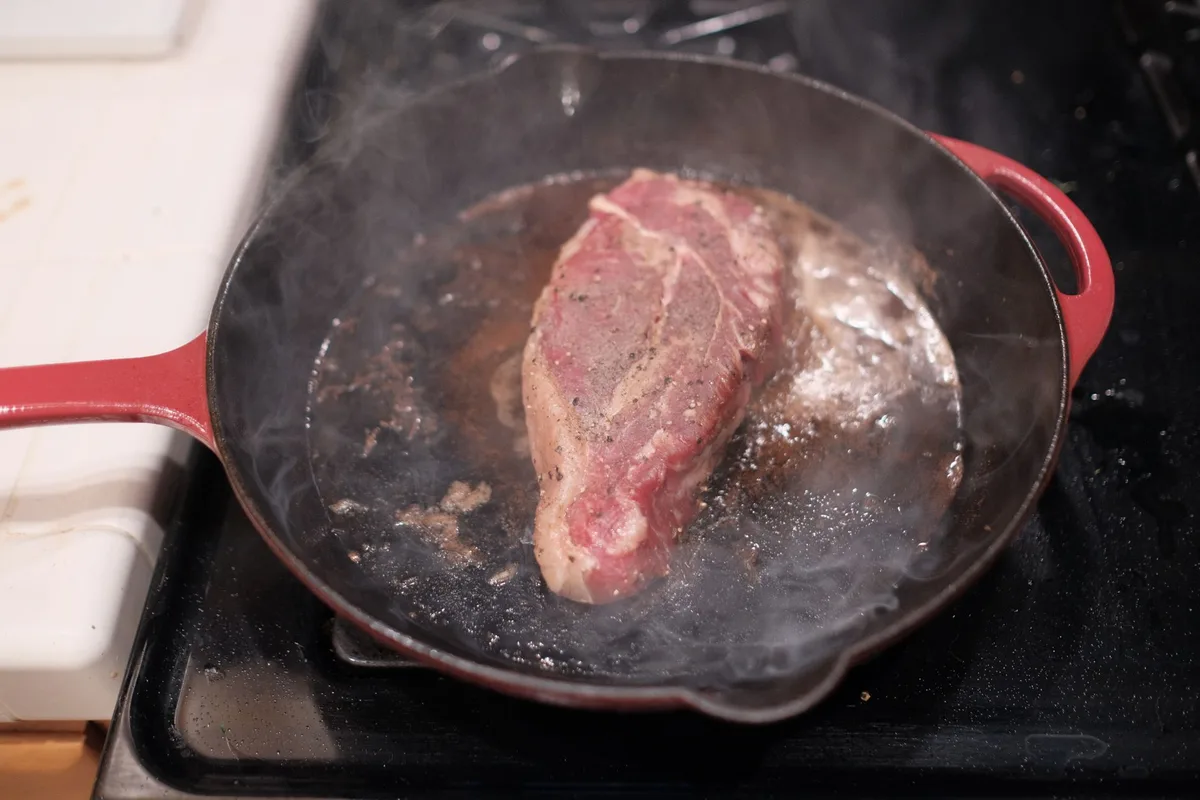 how to cook a steak in a dutch oven