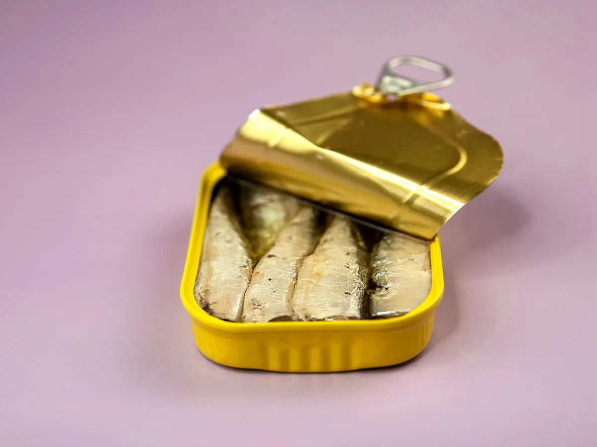 how to use a proctor silex can opener